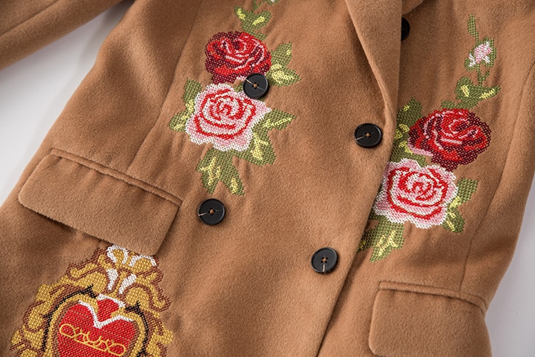 薔薇の服、薔薇ハーフコート、花柄の服、ピンク薔薇と赤い薔薇を刺繍 